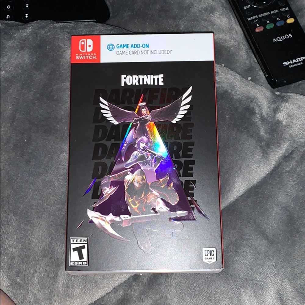 Nintendo Switch Fortnite Darkfire Bundle Game